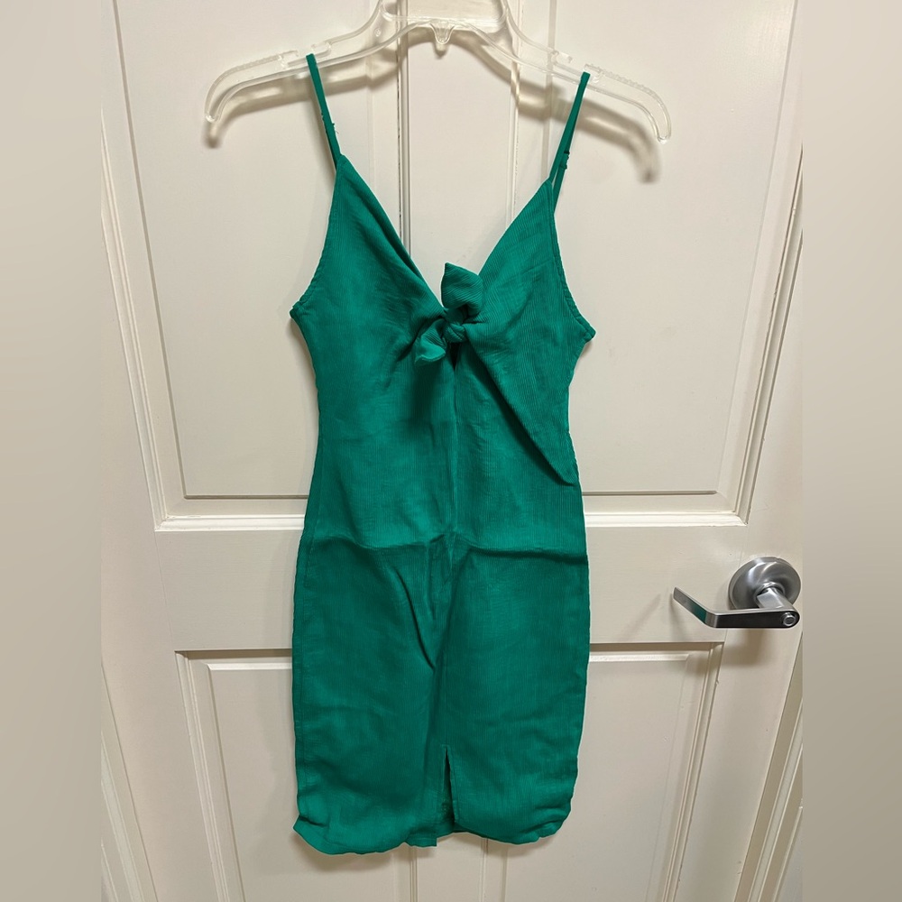 ASTR the Label Syd Emerald Green Ribbed Tie-Front Midi Dress - XS